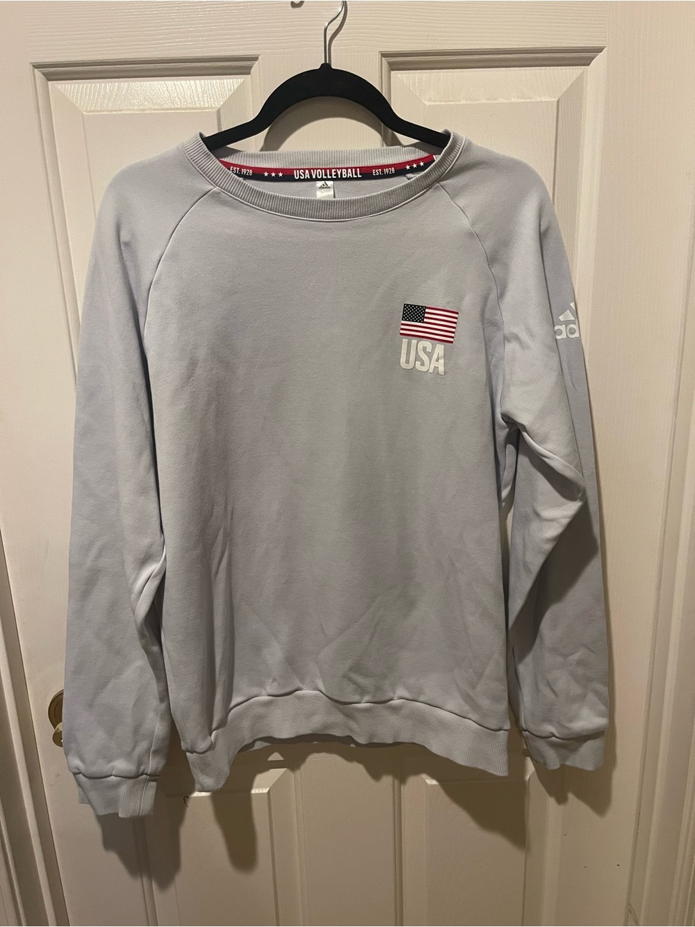 adidas USA Volleyball Crewneck | Vintage Athletic Vibes